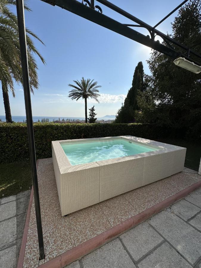 Le Rose Di Emma Villa Bordighera Exterior photo